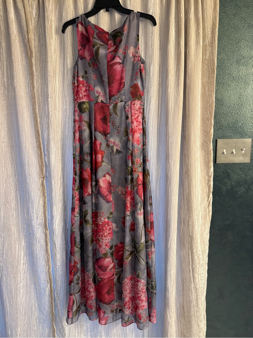 Adrianna Papell gown with pockets, size 6 - Picture 8 of 9